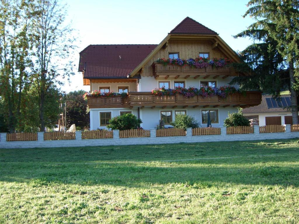 Вилла Bio Bauernhof Schoberhof Sankt Andra im Lungau Экстерьер фото